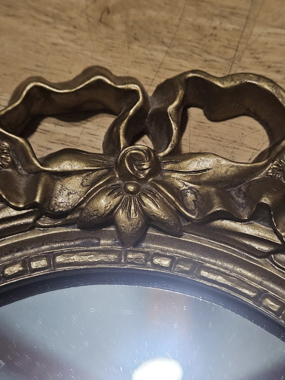 Vintage Rococo Style Oval Wall Mirror with a Gilded Ornate Ribbon Frame - Picture 6 of 10